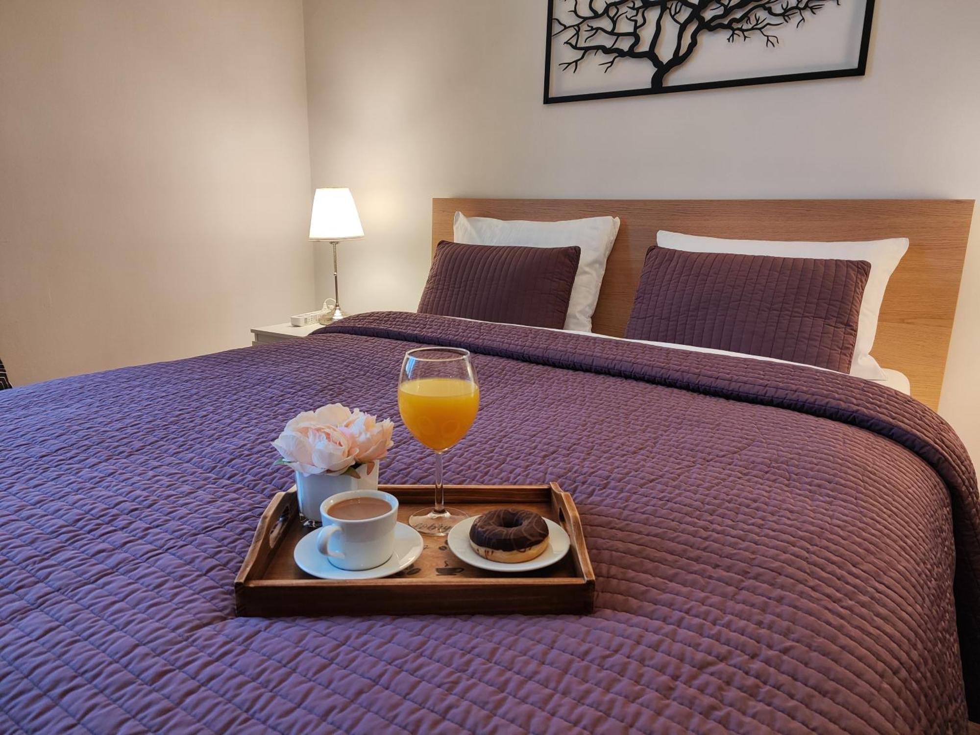 F-3 Krakow Rynek-Wawel O&P Apartfamily — Photos 1